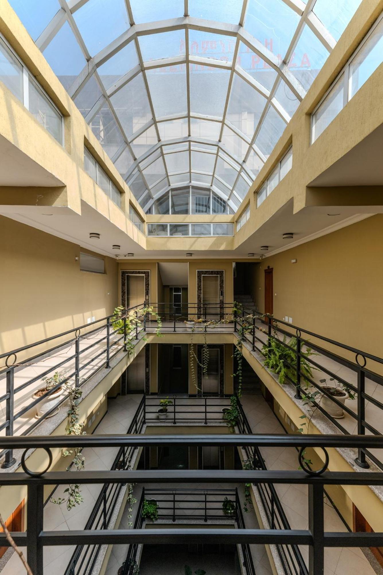 Daisy Hotel Addis Ababa Exteriör bild